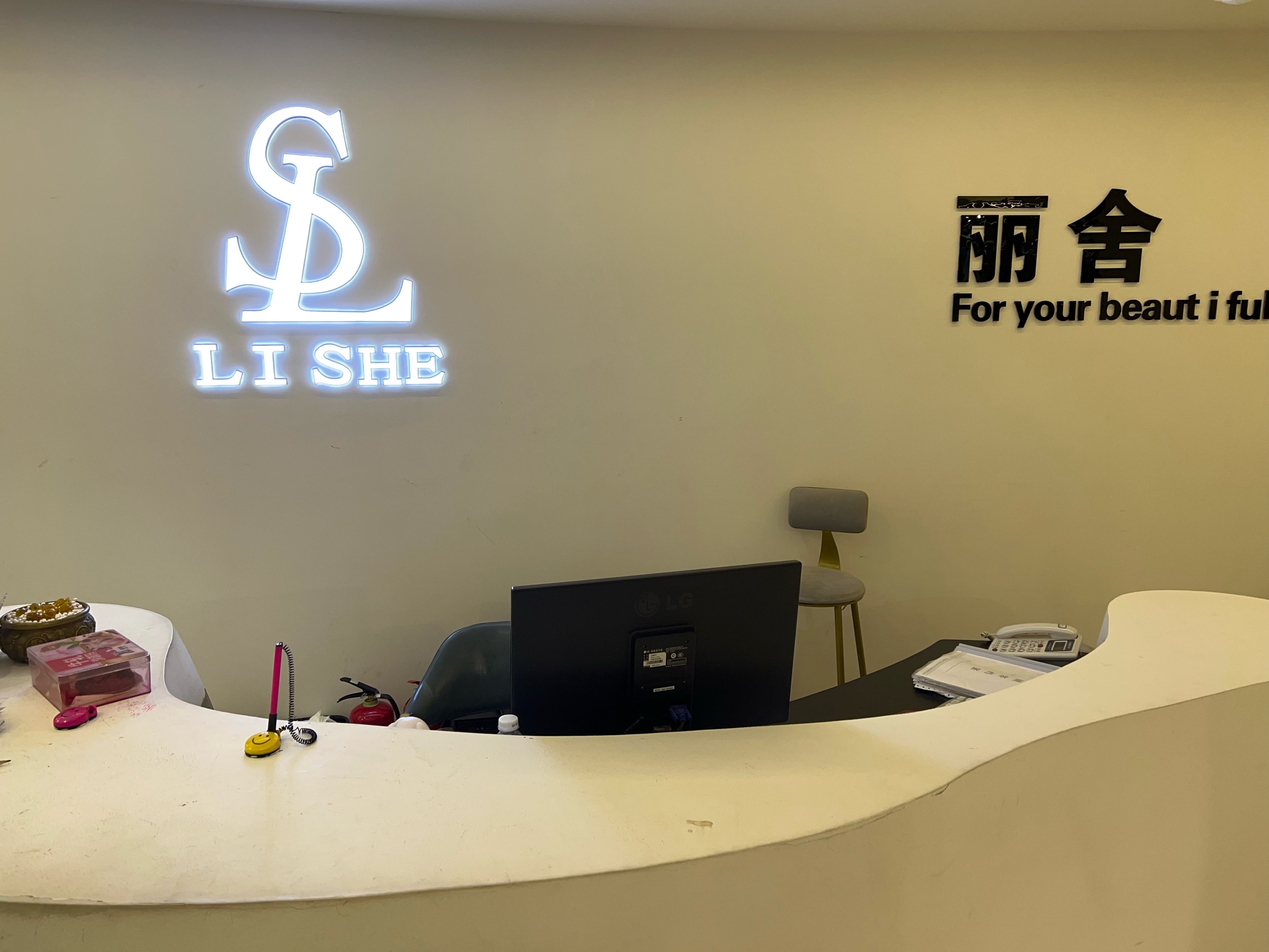 深圳商务模特私人订制工作室