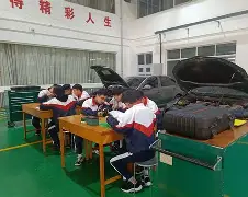 深圳大学修车群
